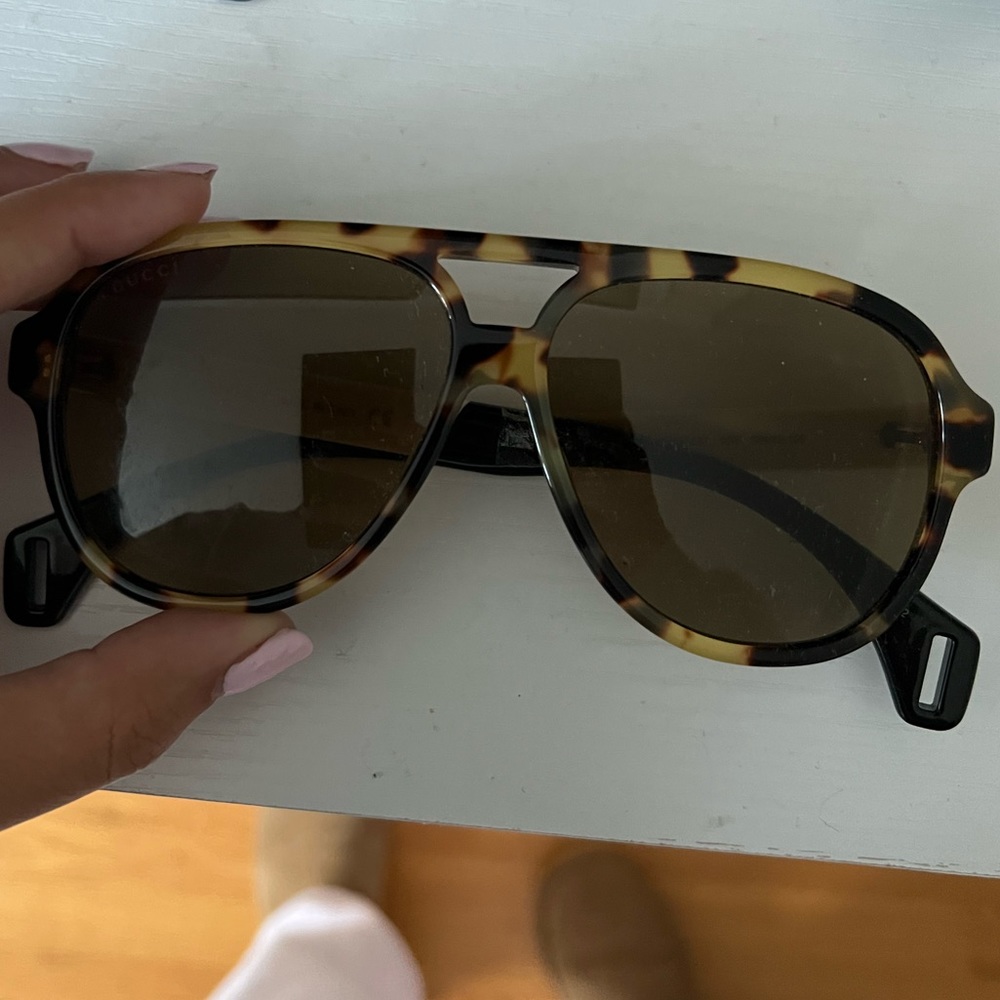 Gucci Aviator Sunglasses
